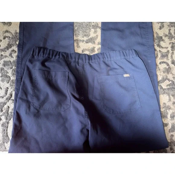 Figs women's blue scrub top and‎ pant set size medium - Picture 3 of 9